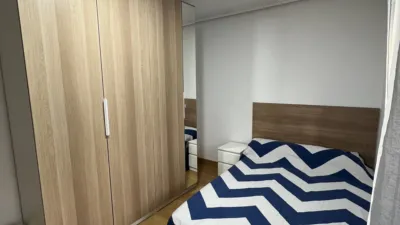 Habitación en alquiler en Calle de Gutiérrez Herrero, 10, La Magdalena-Versalles (Avilés) de 350 €<span>/mes</span>