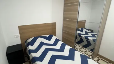 Habitación en alquiler en Calle de la Magdalena, 76, cerca de Camino El Barrial, La Magdalena-Versalles (Avilés) de 0 €<span>/mes</span>