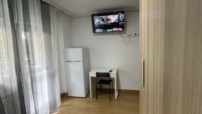 Habitación en alquiler en Calle de Gutiérrez Herrero, 10, La Magdalena-Versalles (Avilés) de 350 €<span>/mes</span>