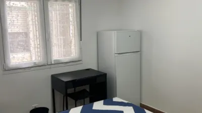 Habitación en alquiler en Calle de la Magdalena, 76, cerca de Camino El Barrial, La Magdalena-Versalles (Avilés) de 0 €<span>/mes</span>