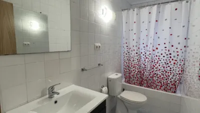 Habitación en alquiler en Calle de Gutiérrez Herrero, 10, La Magdalena-Versalles (Avilés) de 350 €<span>/mes</span>