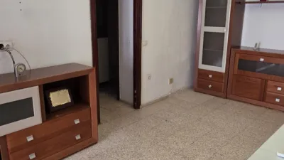 Apartment in Plaza Linares Rivas, 1 photo 4