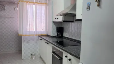 Apartment in Plaza Linares Rivas, 1 photo 7