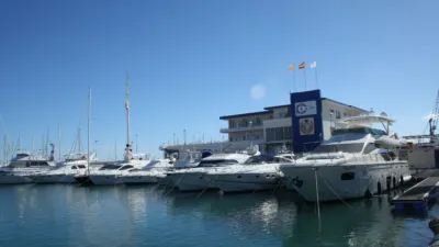 Casa adosada en alquiler en Calle Estrella Polar, 15, Santa Anna-Urbanitzacions (Gandia) de 1.450 €<span>/mes</span>