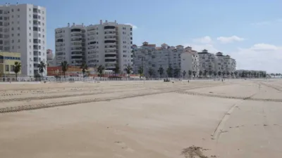 Piso en alquiler en Paseo Marítimo de Valdelagrana, 15, Valdelagrana (El Puerto de Santa María) de 850 €<span>/mes</span>