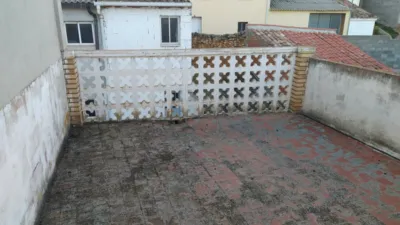 Casa adosada en venta en Calle de Rocasolano, 118, cerca de Camino de Molino, Monreal del Campo de 84.000 €