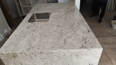Piso en alquiler en Avinguda de la Llibertat, 1, cerca de Carrer d' Antònio Pascuale Quiles, Pont Nou (Distrito Núcleo Urbano. Elx - Elche) de 850 €<span>/mes</span>