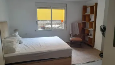 Apartment at Carrer del Pintor Ferrer Calatayud, 23 photo 11