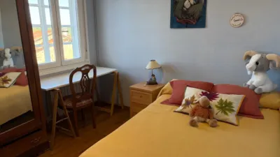 Single-family home at 8 Lugar San Esteban Street photo 11