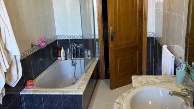 Single-family home at 8 Lugar San Esteban Street photo 19