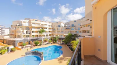 Piso en alquiler en Calle Falua, 4, Los Cristianos (Arona)