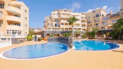 Piso en alquiler en Calle Falua, 4, Los Cristianos (Arona)