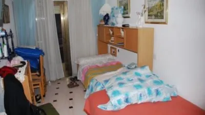 Piso en venta en Calle Zariche, 23, Sarrión de 70.000 €