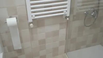 Piso en alquiler en Calle de San Mateo, 26, Otero-Villafría-San Lázaro (Oviedo) de 850 €<span>/mes</span>