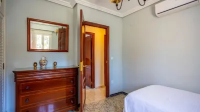 Piso en alquiler en Calle de la Virgen de las Torres, 12, Zona Ronda de Triana-Cartuja (Distrito Triana. Sevilla Capital) de 1.050 €<span>/mes</span>