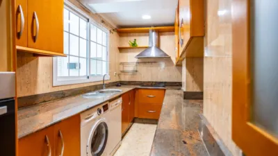 Piso en alquiler en Calle de la Virgen de las Torres, 12, Zona Ronda de Triana-Cartuja (Distrito Triana. Sevilla Capital) de 1.050 €<span>/mes</span>