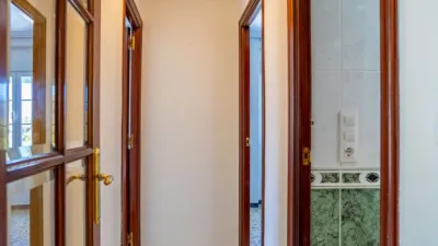 Piso en alquiler en Calle de la Virgen de las Torres, 12, Zona Ronda de Triana-Cartuja (Distrito Triana. Sevilla Capital) de 1.050 €<span>/mes</span>