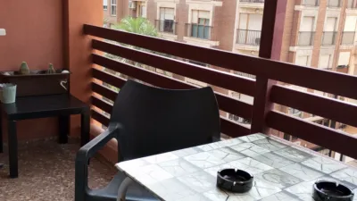 Habitación en alquiler en Calle de Pablo Iglesias, 42, Mercado (Distrito Mercado-Casco Antiguo. Alicante - Alacant) de 400 €<span>/mes</span>