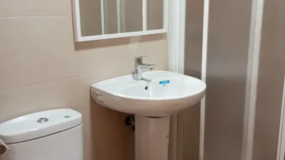 Habitación en alquiler en Calle de Pablo Iglesias, 42, Mercado (Distrito Mercado-Casco Antiguo. Alicante - Alacant) de 400 €<span>/mes</span>