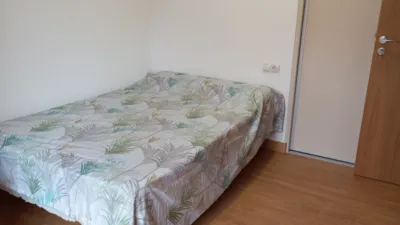 Habitación en alquiler en Calle de Pablo Iglesias, 42, Mercado (Distrito Mercado-Casco Antiguo. Alicante - Alacant) de 400 €<span>/mes</span>