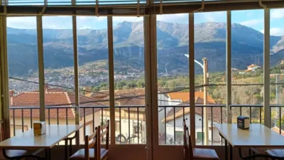 Piso en venta en Calle Mediodia, 8, Santa Cruz del Valle de 180.000 €