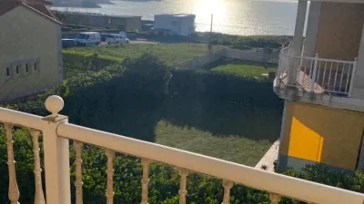 Casa unifamiliar en alquiler en Calle Tarredondas, Número 49, Ajo (Bareyo) de 1.500 €<span>/mes</span>