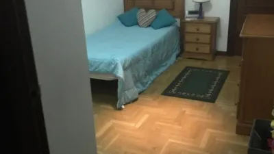 Habitación en alquiler en Rúa de Londres, 1, Concheiros-Fontiñas (Santiago de Compostela) de 380 €<span>/mes</span>