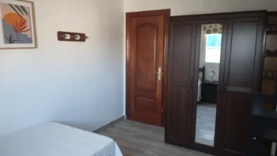 Piso en alquiler en Calle de Luz Casanova, 3, Cartuja (Distrito Norte. Granada Capital) de 1.200 €<span>/mes</span>