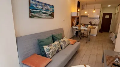 Estudio en alquiler en Calle Bernardo de la Torre, 67, cerca de Calle de Nicolás Estévanez, Puerto Canteras (Las Palmas de Gran Canaria) de 900 €<span>/mes</span>