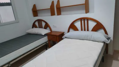 Piso en alquiler en Calle Hellín, 47, Hospital-Parque Sur (Albacete Capital) de 850 €<span>/mes</span>