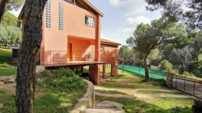 Chalet unifamiliar en alquiler en Avenida de los Pinos, 14, San Martín de Valdeiglesias de 2.200 €<span>/mes</span>