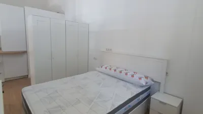 Estudio en alquiler en Calle Alozaina, 1, San Rafael-Tiro de Pichón (Distrito Cruz de Humilladero. Málaga Capital) de 990 €<span>/mes</span>