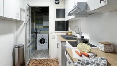 Habitación en alquiler en Calle del Doctor Buades, 80, cerca de Calle del General Espartero, Carolinas (Distrito Pla-Carolinas. Alicante - Alacant) de 340 €<span>/mes</span>