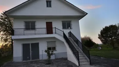 Single-family home in Lu-612, 1 photo 3