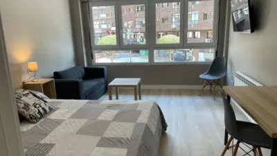 Habitación en alquiler en Plaza del General Primo de Rivera, 5, Centro (Oviedo) de 350 €<span>/mes</span>