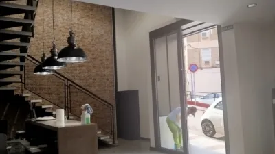 Nave comercial en alquiler en Calle Lágrima, 21, Cortijo Bazán-Los Casinis-Los Cipreses (Distrito Ciudad Jardín. Málaga Capital)