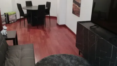 Apartamento en alquiler en Calle de González Besada, 55, Parque de Invierno (Oviedo) de 850 €<span>/mes</span>
