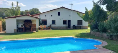 Casa unifamiliar en alquiler en Carrer de Salvador Dalí, 37, Veïnat Baix (Caldes de Malavella) de 1.800 €<span>/mes</span>
