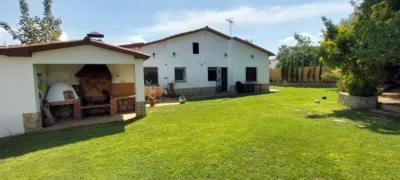 Casa unifamiliar en alquiler en Carrer de Salvador Dalí, 37, Veïnat Baix (Caldes de Malavella) de 1.800 €<span>/mes</span>