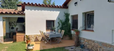 Casa unifamiliar en alquiler en Carrer de Salvador Dalí, 37, Veïnat Baix (Caldes de Malavella) de 1.800 €<span>/mes</span>