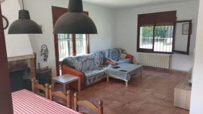 Casa unifamiliar en alquiler en Carrer de Salvador Dalí, 37, Veïnat Baix (Caldes de Malavella) de 1.800 €<span>/mes</span>