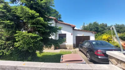 Casa unifamiliar en alquiler en Carrer de Salvador Dalí, 37, Veïnat Baix (Caldes de Malavella) de 1.800 €<span>/mes</span>