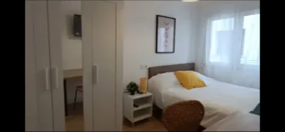 Habitación en alquiler en Calle de San Ignacio de Loyola, 12, Pumarín-Teatinos (Oviedo) de 360 €<span>/mes</span>
