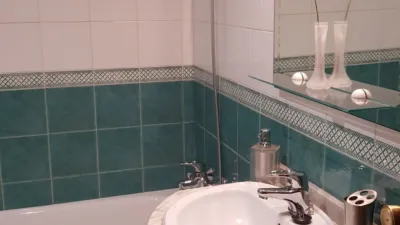 Piso en alquiler en Plaza de Acuario, 1, Nuevo Parque-Los Rosales-Tráfico Pesado (Huelva Capital) de 1.200 €<span>/mes</span>