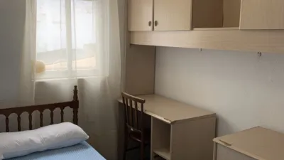 Piso en alquiler en Calle Albañiles, 3, Los Milagros-La Corchera (Mérida) de 400 €<span>/mes</span>