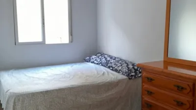 Habitación en alquiler en Calle de Teulada, 65, Los Ángeles (Distrito Los Ángeles-Rabasa-San Agustín. Alicante - Alacant) de 500 €<span>/mes</span>