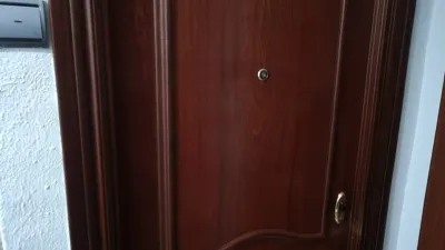 Piso en alquiler en Calle Mirador de la Sierra, 2, Zaidín-Vergeles (Distrito Zaidín. Granada Capital) de 900 €<span>/mes</span>