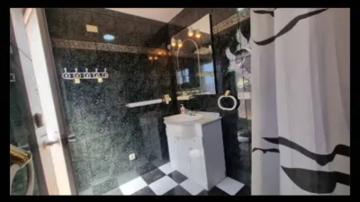 Semi-detached house on Calle del Barrio Matadero, 3 photo 3