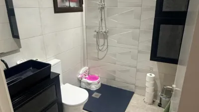 Casa – Torrevieja, Urbanización El Chaparral - Més
