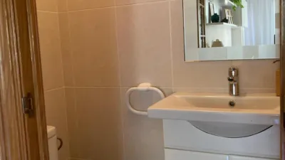 Piso en alquiler en Avenida de Colón, 53, cerca de Avenida de Político Jorge Vigón, Residencia (Logroño) de 850 €<span>/mes</span>